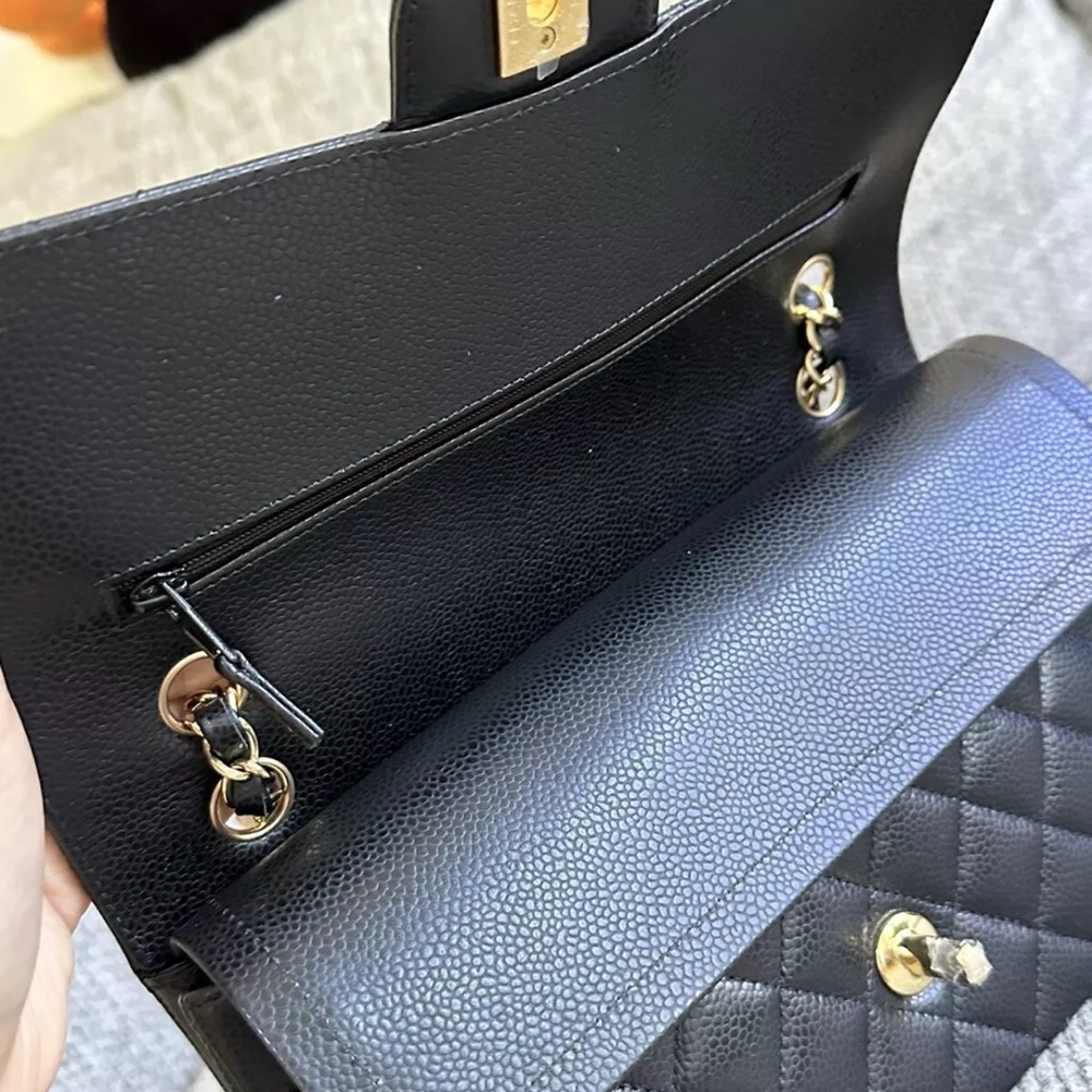 Chanel Black Quilted Leather Bag - Picture 3 of 9